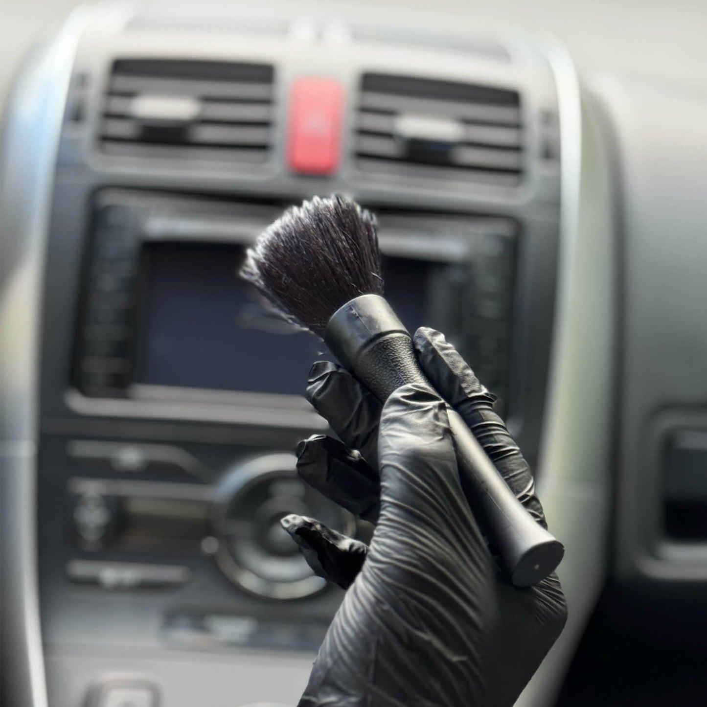 PENSULA DETAILING INTERIOR
